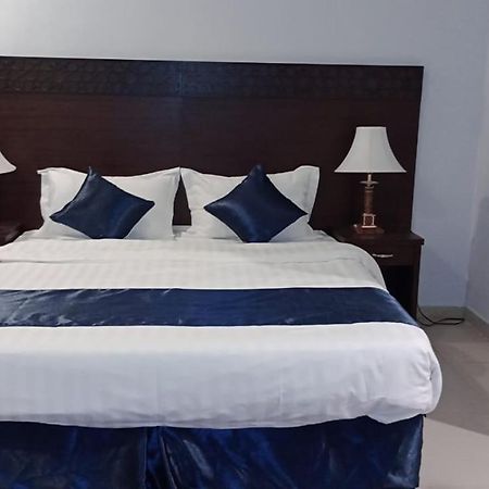 In Taibah Aparthotel Medina Kültér fotó