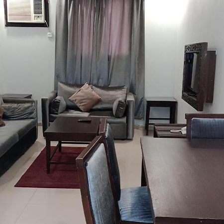 In Taibah Aparthotel Medina Kültér fotó