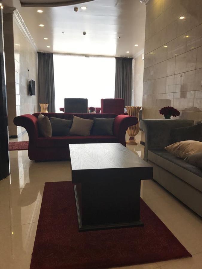 In Taibah Aparthotel Medina Kültér fotó