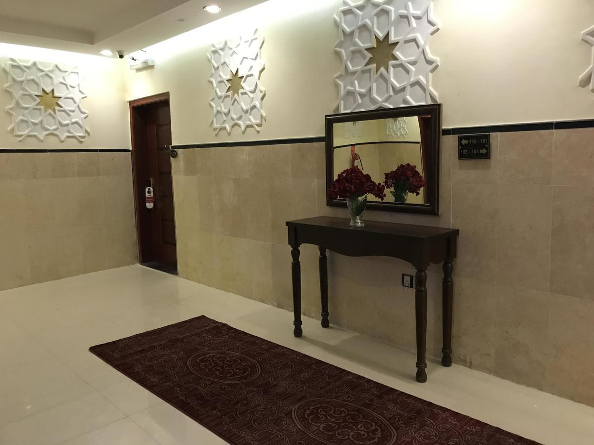 In Taibah Aparthotel Medina Kültér fotó
